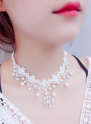 Lolita Necklace