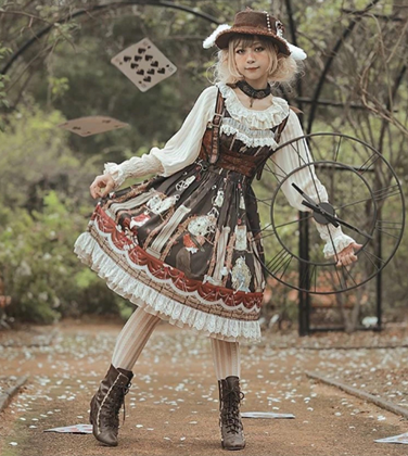 What is Lolita fashion? How to achieve the perfect look, what meaning of  lolita 