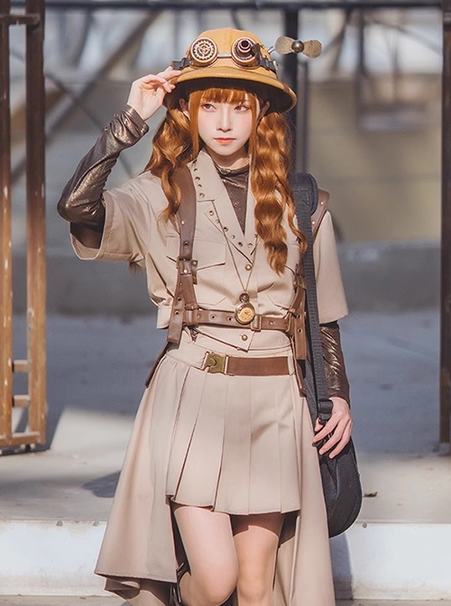 Rivet Lapel Safari Crop Jacke